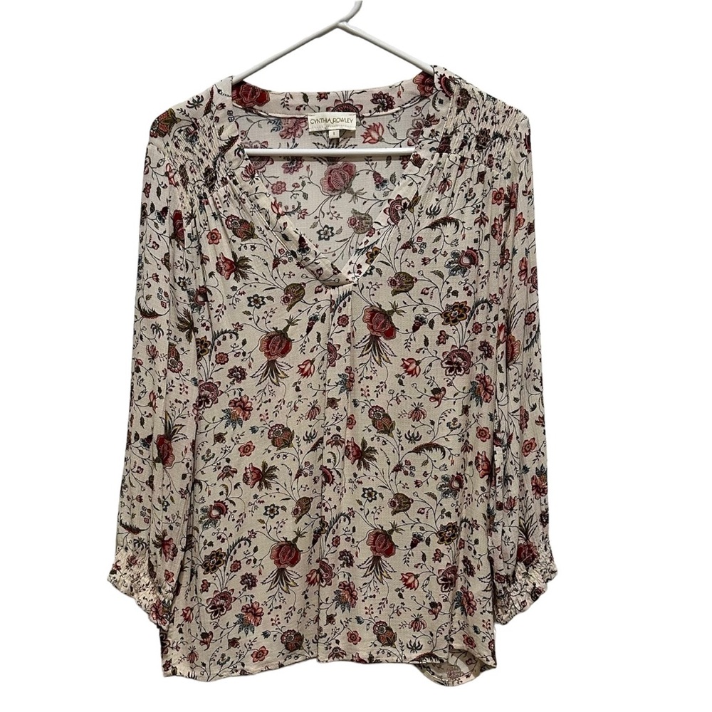 CYNTHIA ROWLEY Cream Red Floral V-neck Blouse, Large